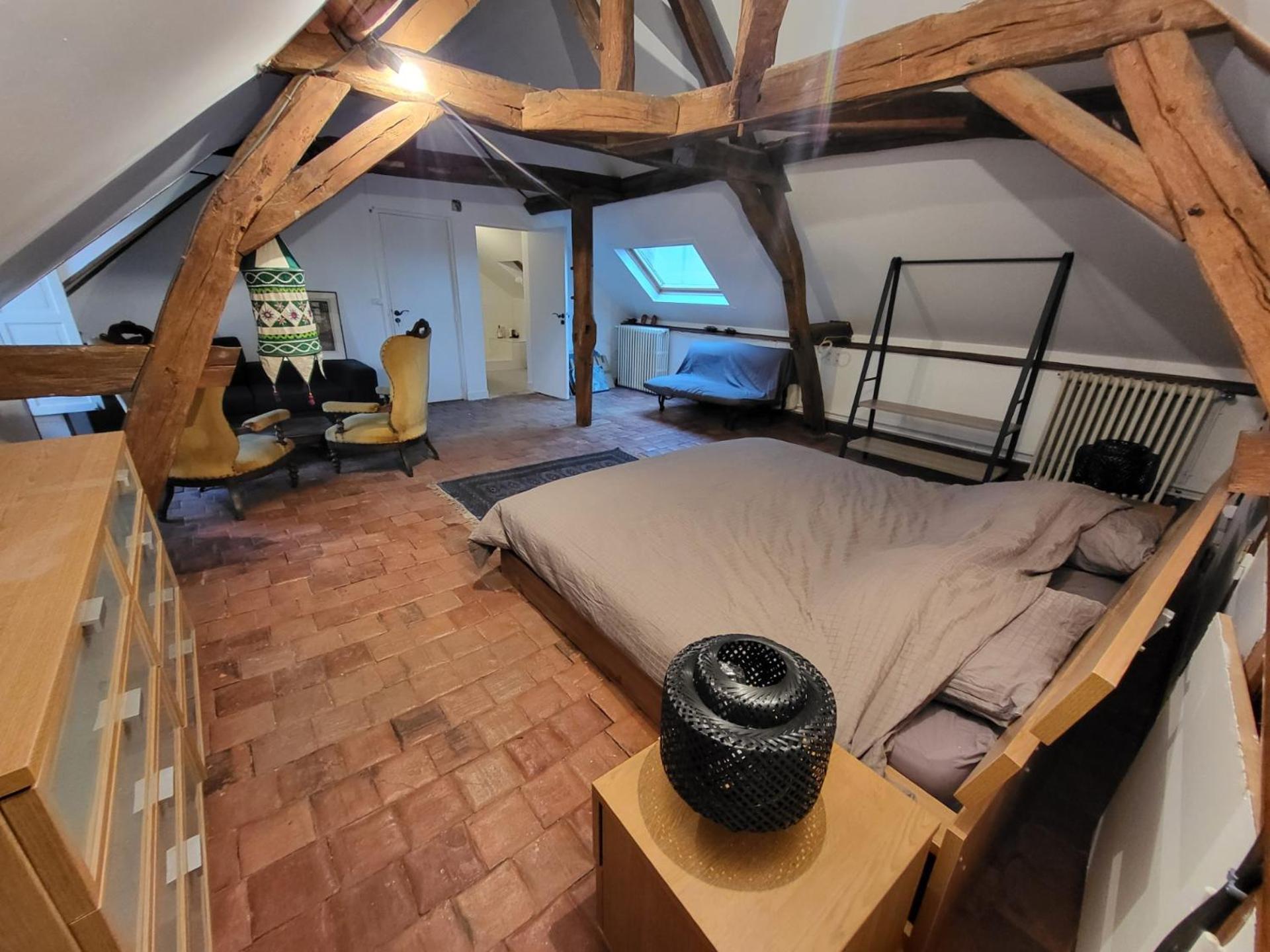 Les Oiseaux De Passage Bed and Breakfast Escolives-Sainte-Camille Εξωτερικό φωτογραφία