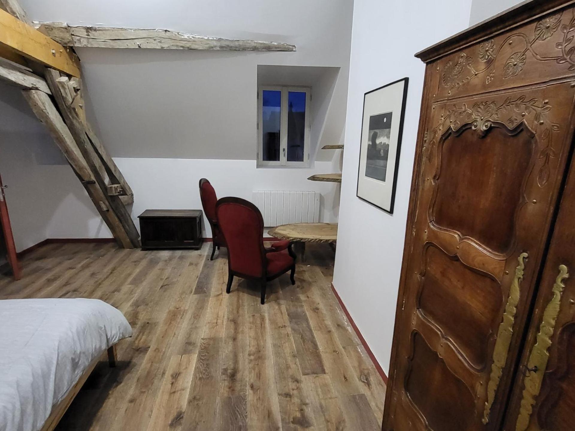Les Oiseaux De Passage Bed and Breakfast Escolives-Sainte-Camille Εξωτερικό φωτογραφία